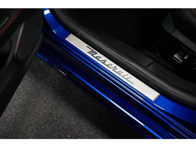 Maserati Ghibli 3.0 V6 S Q4 Ribelle 2021 Benzine 33
