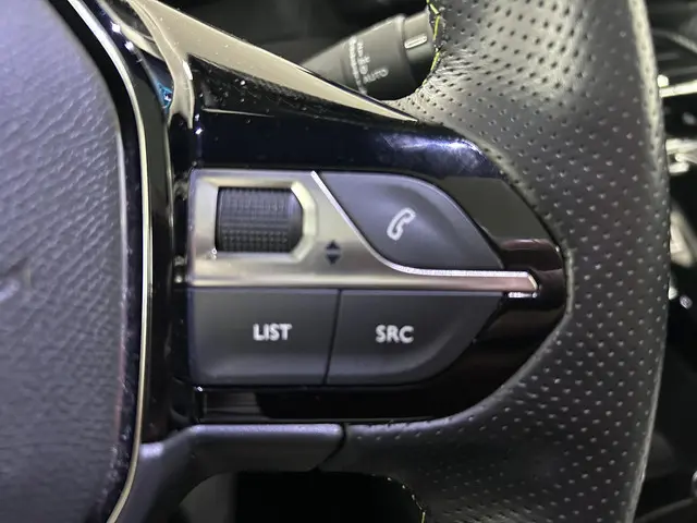 Peugeot e-208 EV GT Pack 50 kWh 2021 Elektrisch 21