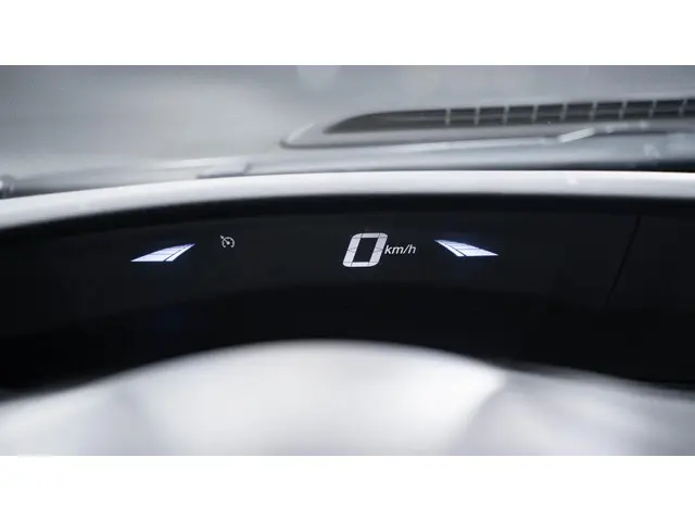 Honda Civic 1.4 Elegance Business Edition 2016 Benzine 17