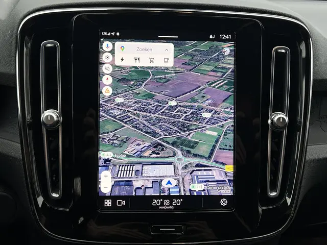 Volvo XC40 Recharge Core 70 kWh 2022 Elektrisch 22