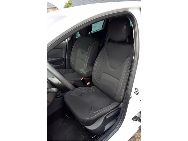 Renault Clio 0.9 TCe Limited 2018 Benzine 17