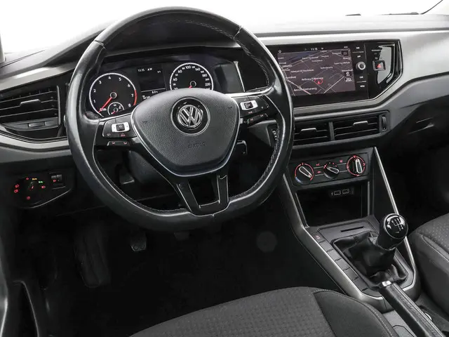 Volkswagen Polo 1.0 TSI 95pk Comfortline 2020 Benzine 26