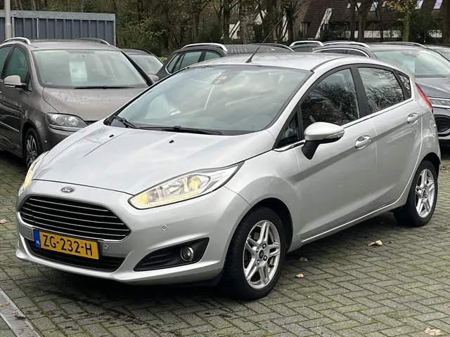 Ford Fiesta 1.0 EcoBoost Aut. Titanium 2014 Benzine 8