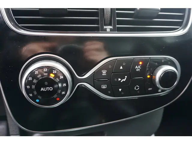 Renault Clio Estate 1.2 TCe Intens 2016 Benzine 14