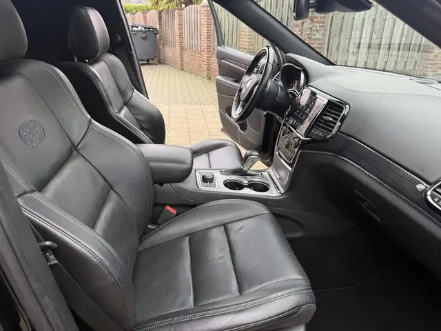Jeep Grand Cherokee Overland 2019 Diesel 26