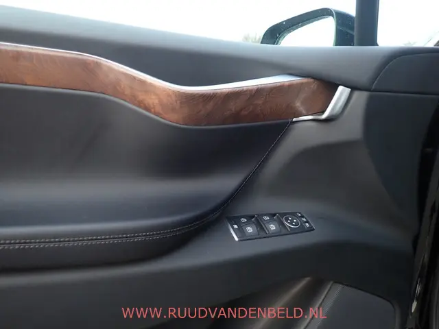 Tesla Model X 100D 7P 2017 Elektrisch 13
