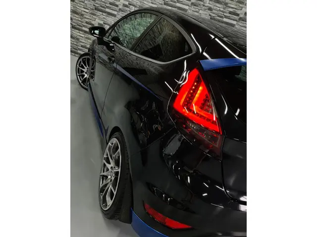 Ford Fiesta 1.0 EcoBoost Sport 2013 Benzine 6