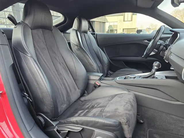 Audi TT 1.8 TFSI Pro Line S-line Sport 2016 Benzine 35