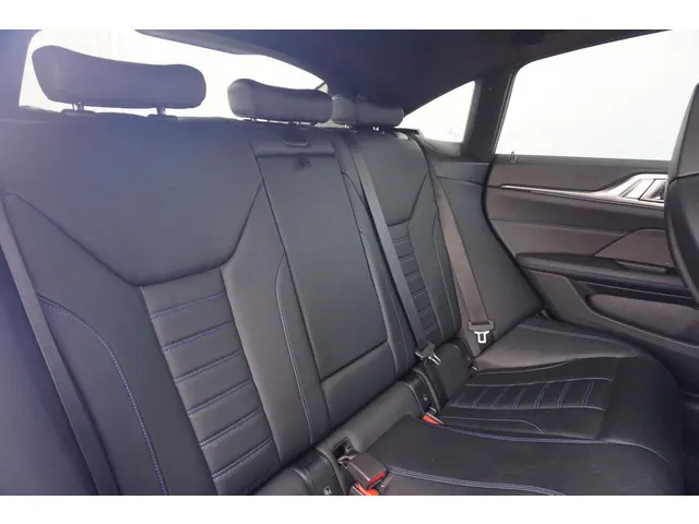 BMW i4 M50 2023 Elektrisch 9