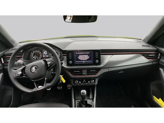 Škoda Kamiq 1.0 TSI Sport Business 2024 Benzine 13