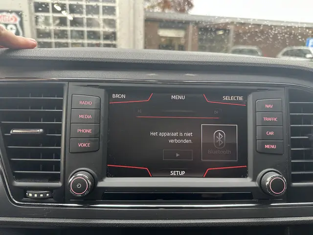 SEAT Leon ST 1.4 EcoTSI FR Connect 2015 Benzine 25