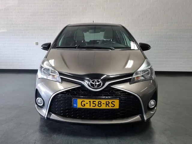 Toyota Yaris 2