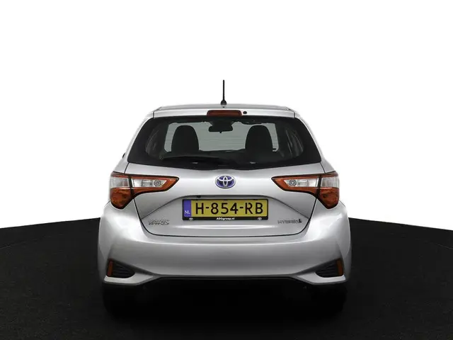 Toyota Yaris 1.5 Hybrid Active 2020 Hybride Benzine 46