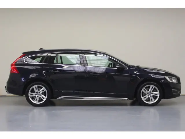 Volvo V60 3