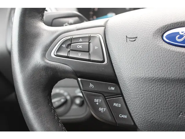 Ford C-MAX 1.5 Titanium 2015 Benzine 21