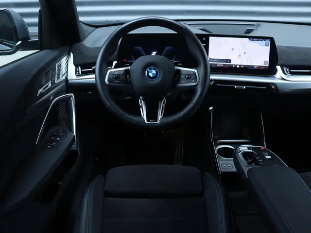 BMW iX2 eDrive20 2024 Elektrisch 9