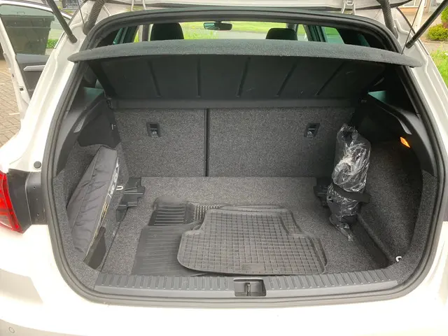 SEAT Arona 1.0 TSI FR Line Business Intense 2019 Benzine 11