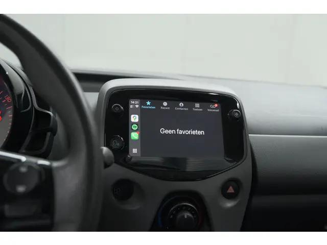 Peugeot 108 1.0 e-VTi Active TOP! 2019 Benzine 46