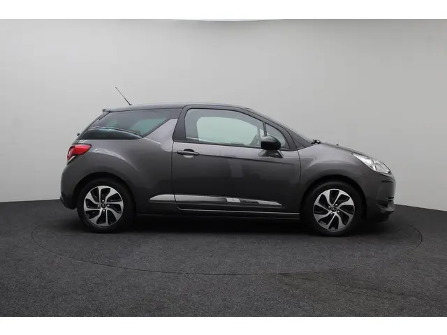 DS DS 3 1.2 PureTech Business 2018 Benzine 18