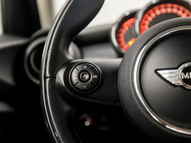 MINI Cooper Mini 1.5 Pepper 2018 Benzine 18