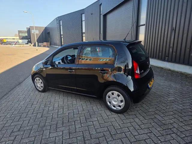 SEAT Mii 1.0 Style Sport airco cruise navi 2012 Benzine 4
