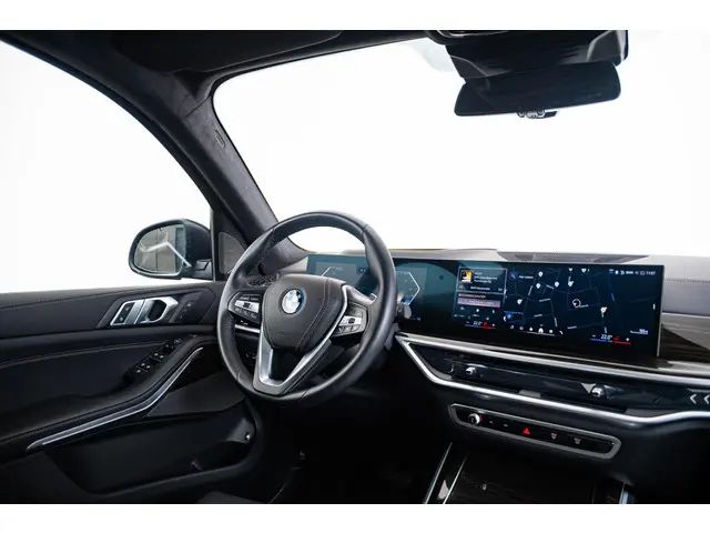 BMW X5 xDrive50e 2024 Hybride Benzine 58