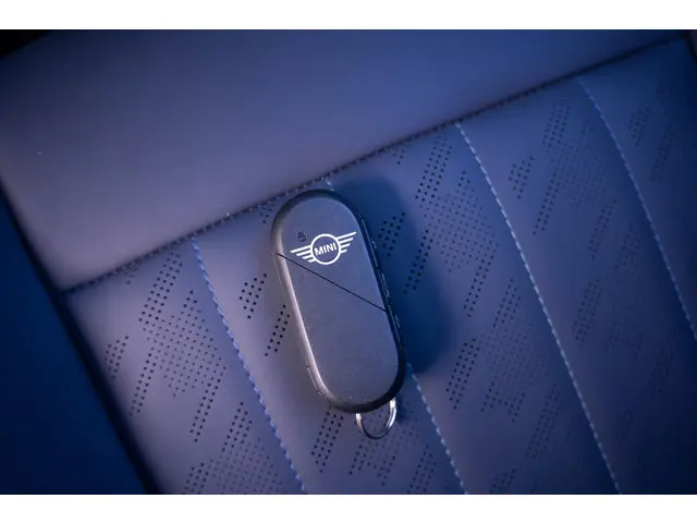 MINI 5-Deurs Mini 1.5 Cooper C Classic XS 2025 Benzine 41