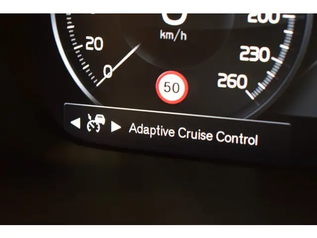 Volvo XC40 T2 130pk AUT8 Momentum BNS 2021 Benzine 7