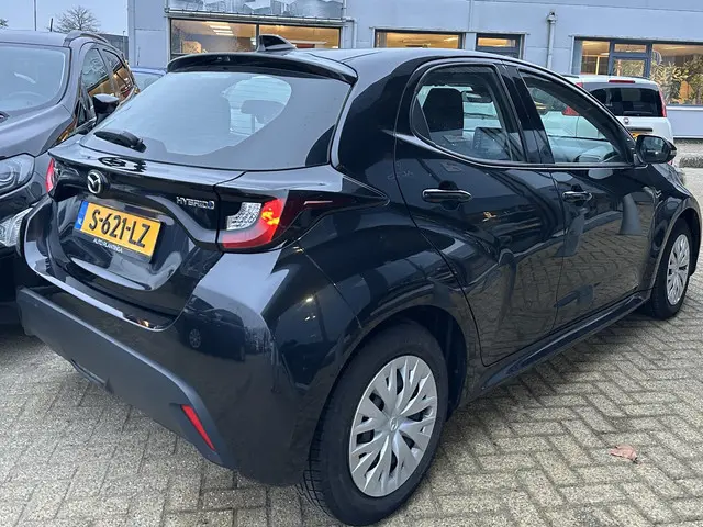 Mazda 2 Hybrid 1.5 Pure 2023 Hybride Benzine 4