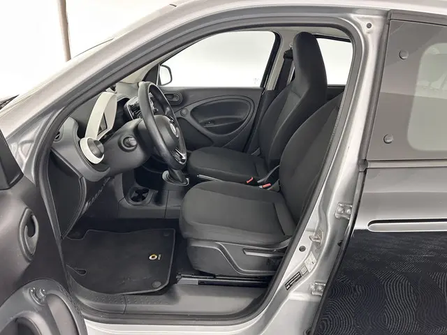 Smart Forfour 1.0 Pure 2017 Benzine 8