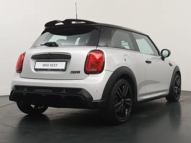 MINI 3-Deurs Cooper 2022 Benzine 9