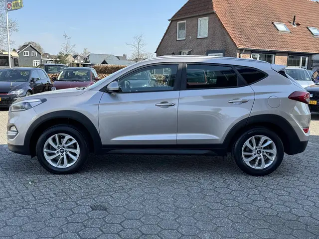 Hyundai Tucson 1.6 GDi i-Motion 2018 Benzine 6