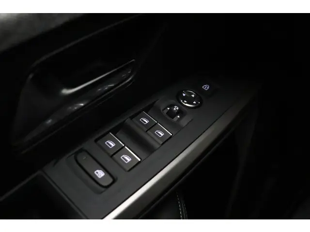 Peugeot 3008 1.2 Hybrid GT 2025 Hybride Benzine 26