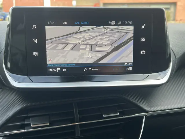 Peugeot 2008 1.2 Turbo 100 pk Allure 2022 Benzine 16