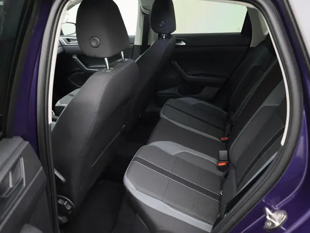 Volkswagen Polo 1.0TSI/110PK Style DSG 2022 Benzine 19