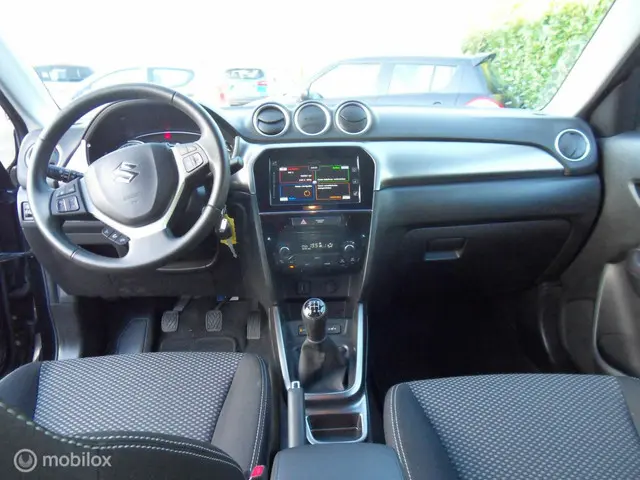 Suzuki Vitara 1.0 Boosterjet Select 2019 Benzine 17