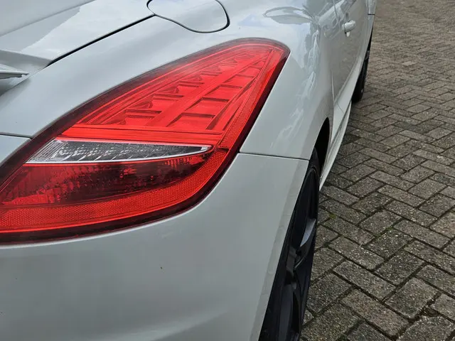 Peugeot RCZ 1.6 THP NAVI LEER TEL CC 2012 Benzine 7