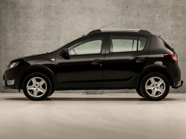 Dacia Sandero Stepway 0.9 TCe Lauréate 2016 Benzine 2