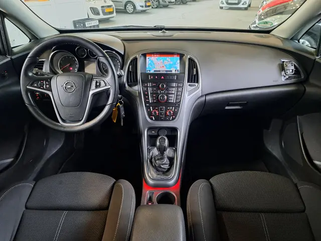 Opel Astra Sports Tourer 1.4 Turbo Edition 2015 Benzine 10