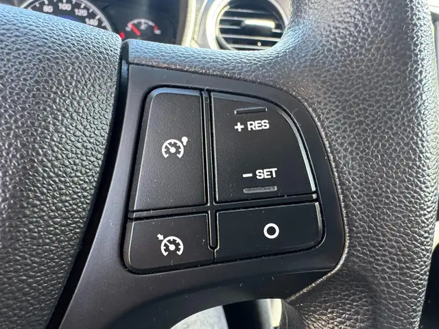 Hyundai i10 1.0i Comfort /Navi/Cruise/Airco/ 2019 Benzine 13