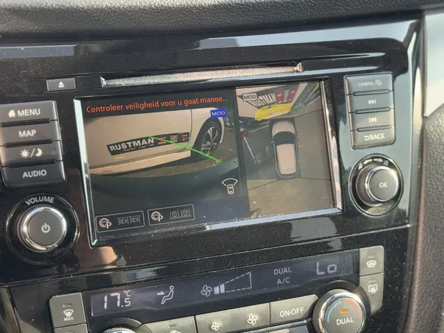 Nissan QASHQAI 1.3 DIG-T Tekna 2020 Benzine 35