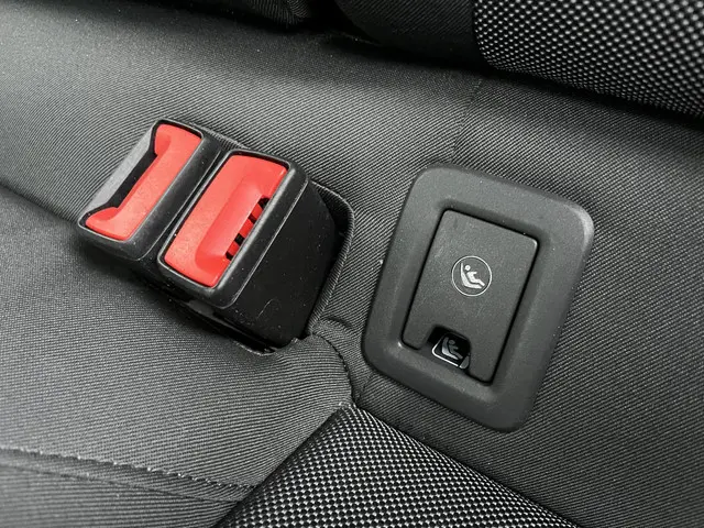 Audi Q2 30 TFSI Business Edition 2021 Benzine 18