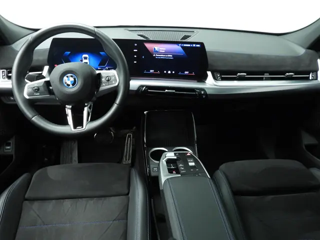 BMW iX2 eDrive20 2024 Elektrisch 10