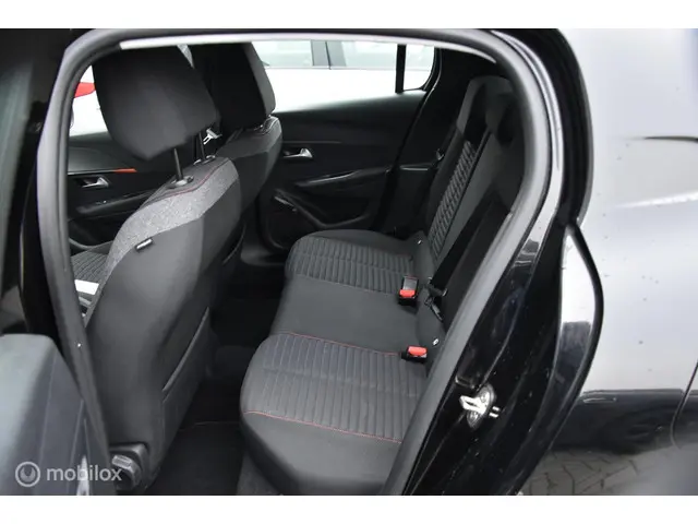 Peugeot 208 1.2 | Carplay | Cruise| Climate 2021 Benzine 8