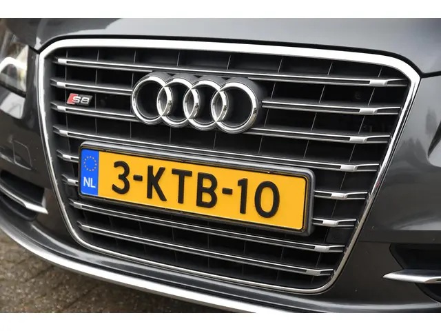 Audi S8 4.0 TFSI S8 quattro Pro Line+ 2013 Benzine 12
