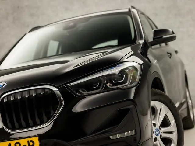 BMW X1 xDrive25e Sportline 2022 Hybride Benzine 15