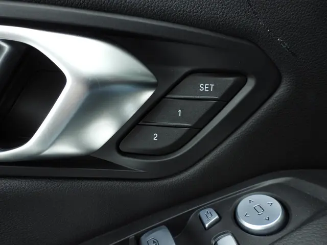 BMW 3 Serie Touring 330e 2025 Hybride Benzine 44