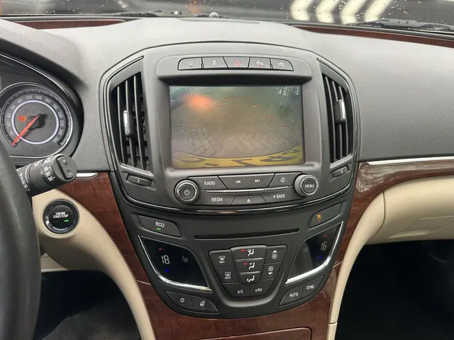 Opel Insignia 1.6 T Cosmo full options 2015 Benzine 15