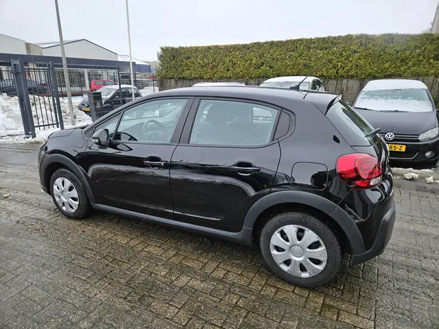 Citroën C3 1.2 PureTech S&S Shine 2020 Benzine 9