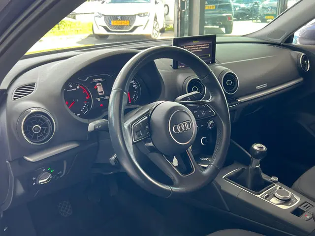 Audi A3 Sportback 30 TFSI Pro Line 2019 Benzine 8